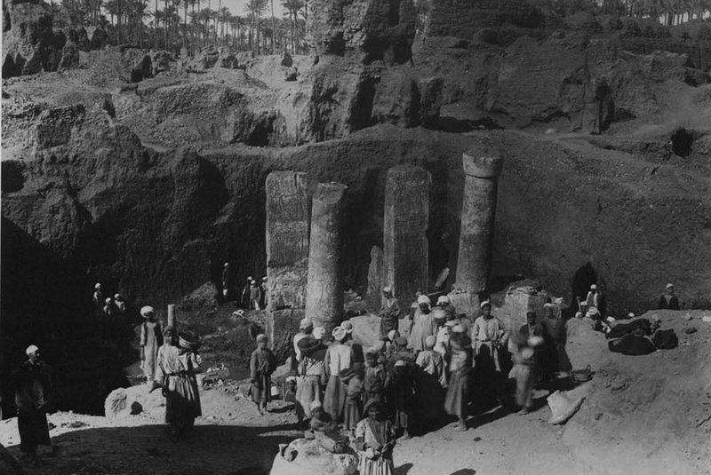 merenptah-palace-excavation-1915