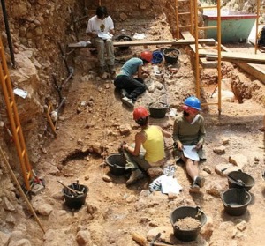 Archaeologists report on early human tools in Spanish cave – Popular Archeology - Popular Archaeology