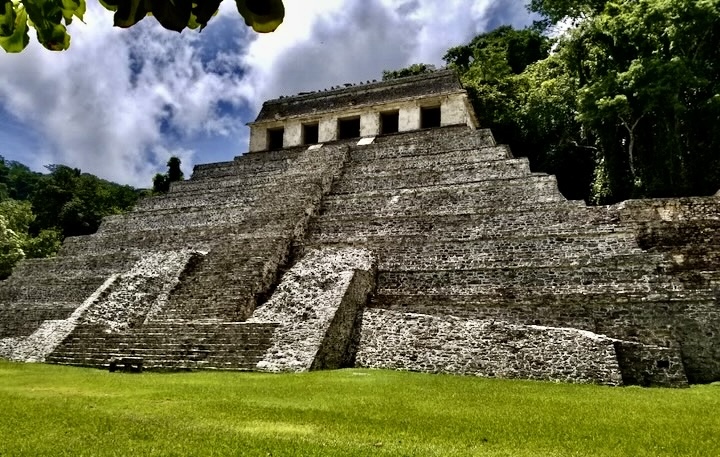Palenque, a Great Maya Metropolis